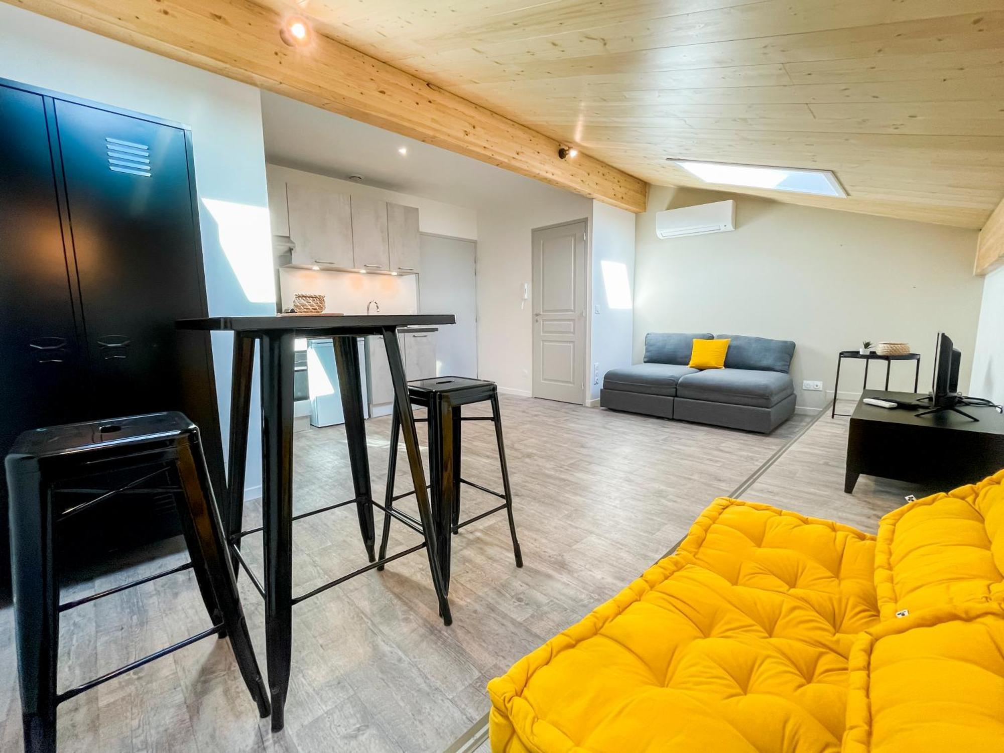 Studios Climatises En Centre Ville Bordeaux Exteriör bild