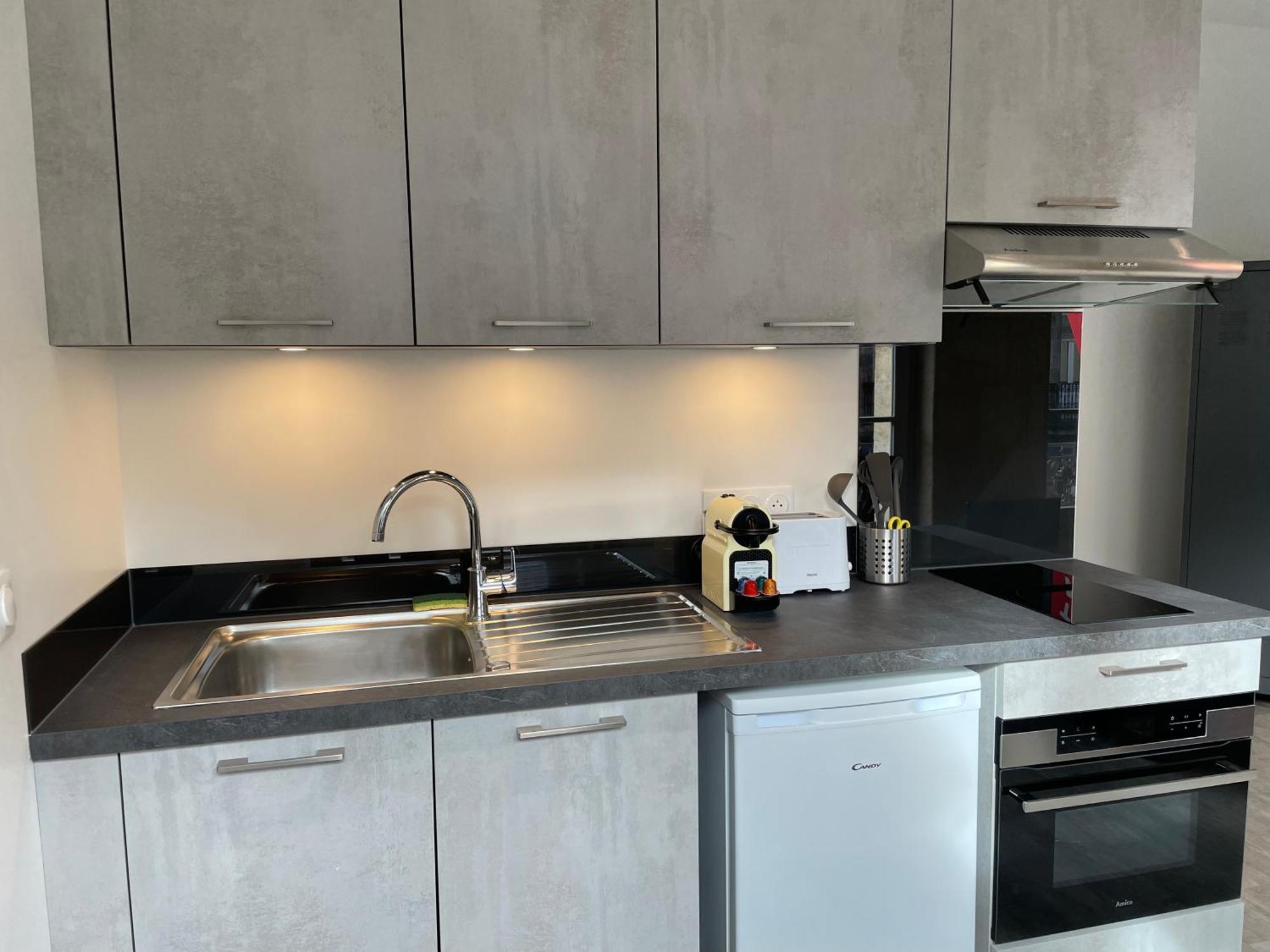Studios Climatises En Centre Ville Bordeaux Exteriör bild